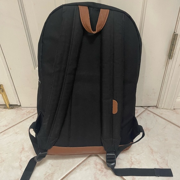 jansport agave backpack green Agave Backpack - Hiking Daypack & Laptop Bag